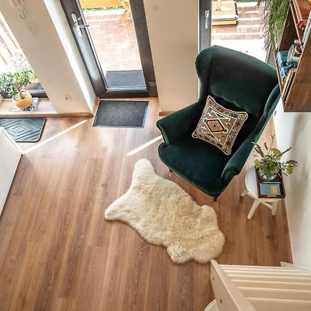 Apartman Spaleny Mlyn Lisnice ภายนอก รูปภาพ