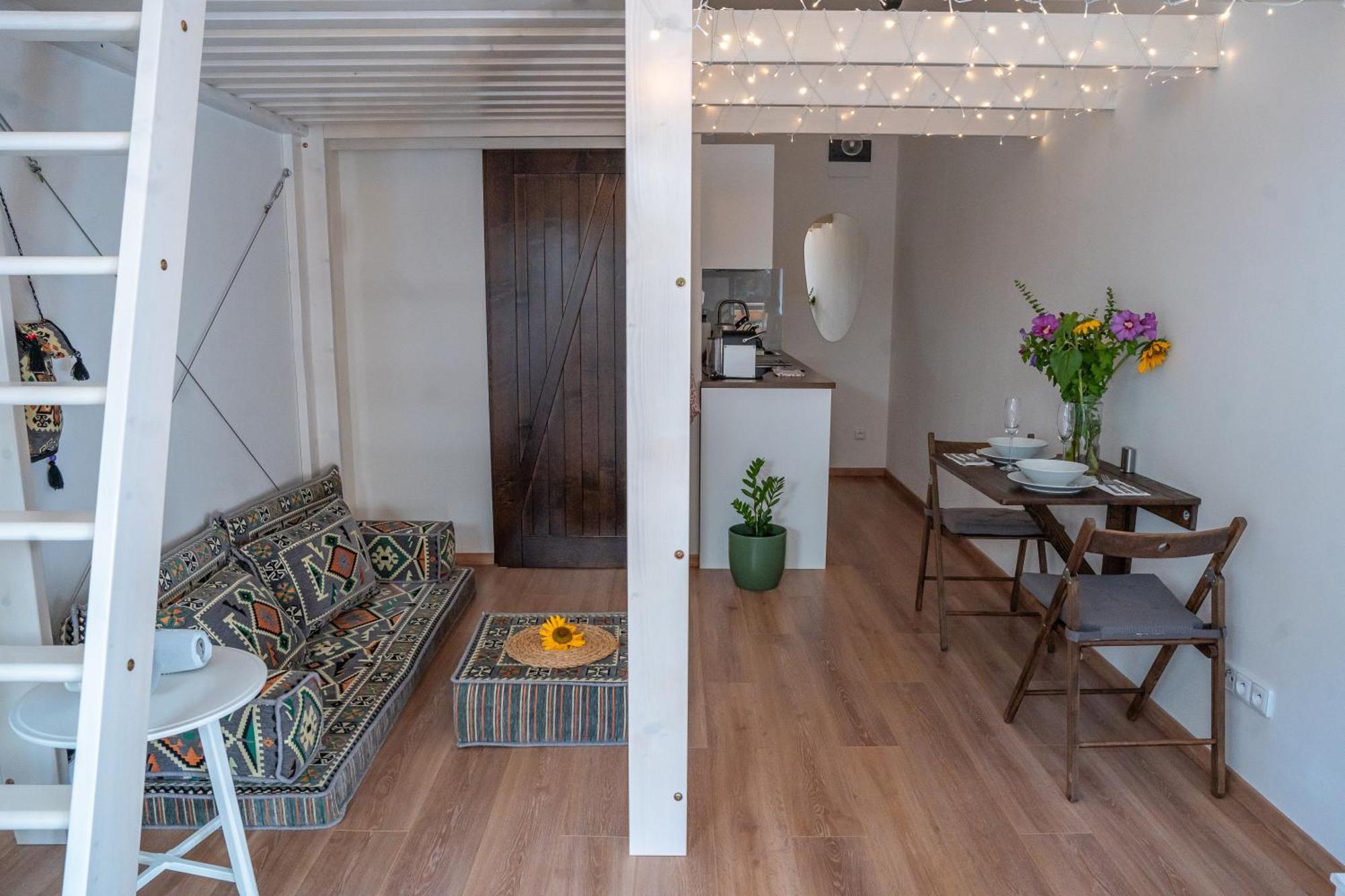 Apartman Spaleny Mlyn Lisnice ภายนอก รูปภาพ