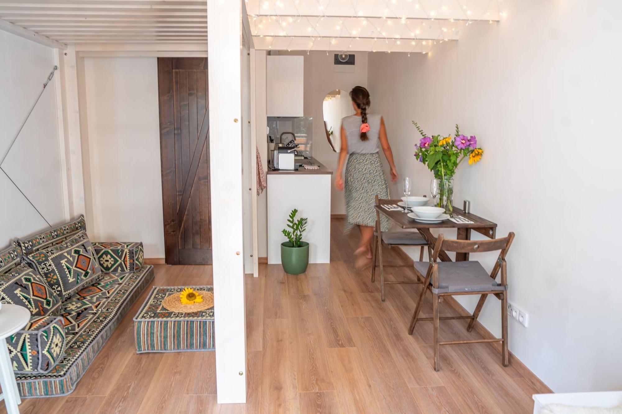 Apartman Spaleny Mlyn Lisnice ภายนอก รูปภาพ